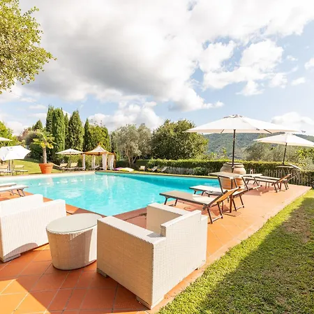Borgo Dolci Colline Cipresso